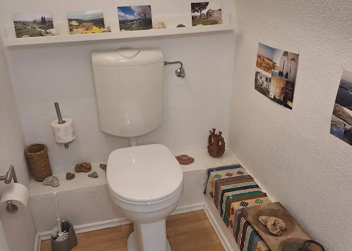 Beautiful House With A Huge Garden Holiday home